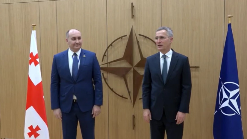 იენს სტოლტენბერგი