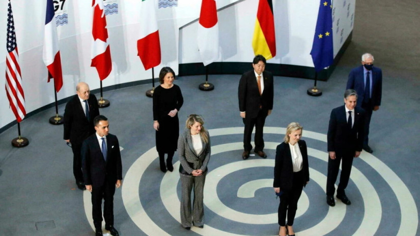 პოლიტიკა