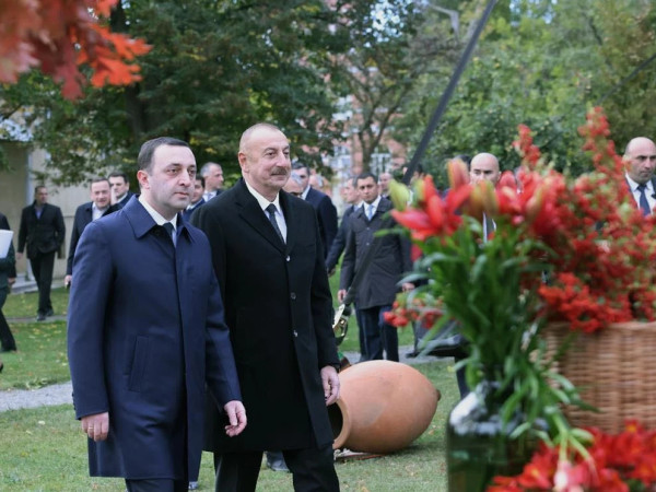 საქართველოს პრემიერ-მინისტრმა აზერბაიჯანის პრეზიდენტს, დელეგაციასთან ერთად, მცხეთაში უმასპინძლა