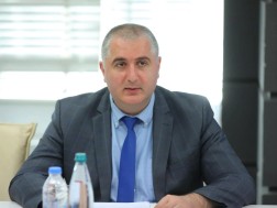 ლაშა ხუციშვილი ლაშა ხუციშვილი