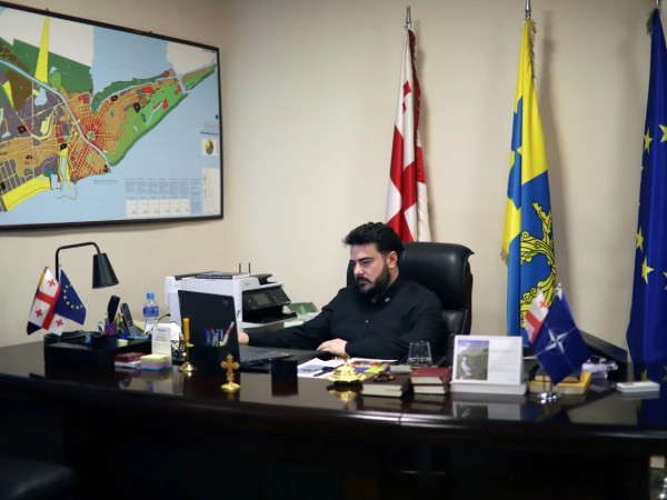 ალექსანდრე ტყებუჩავასთან