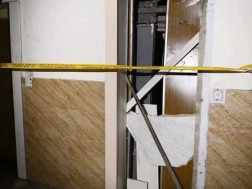 What is the condition of the people injured in the fall of the elevator in Batumi?