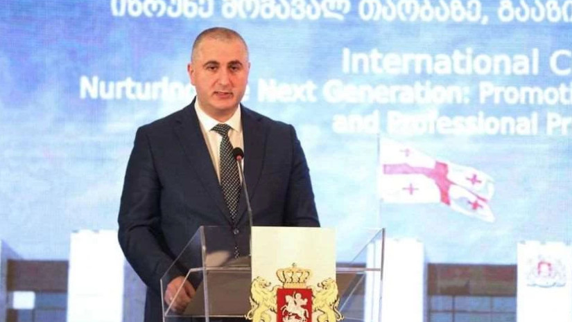 lasha xuciSvili