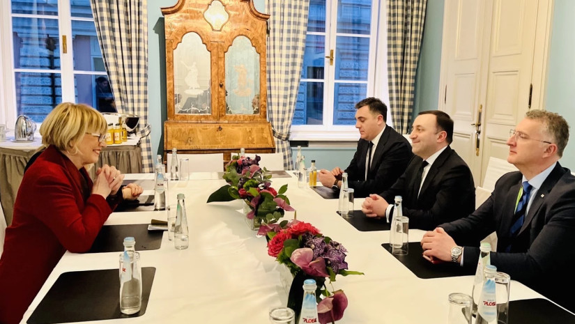 ჰელგა მარია შმიდი