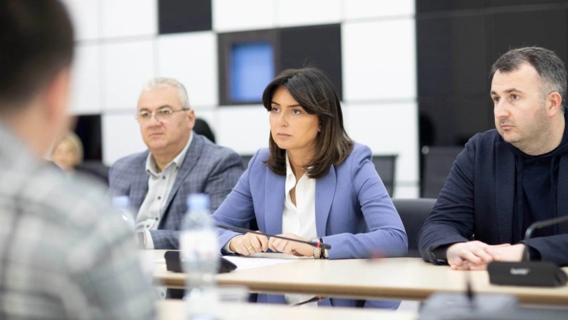 ნინო ლაცაბიძე