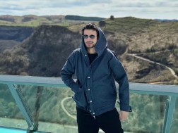 გურამ შეროზია