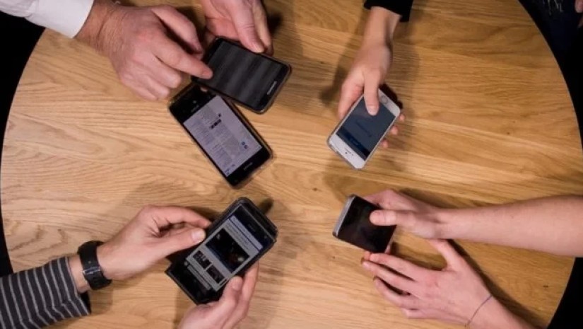 ტელეფონები