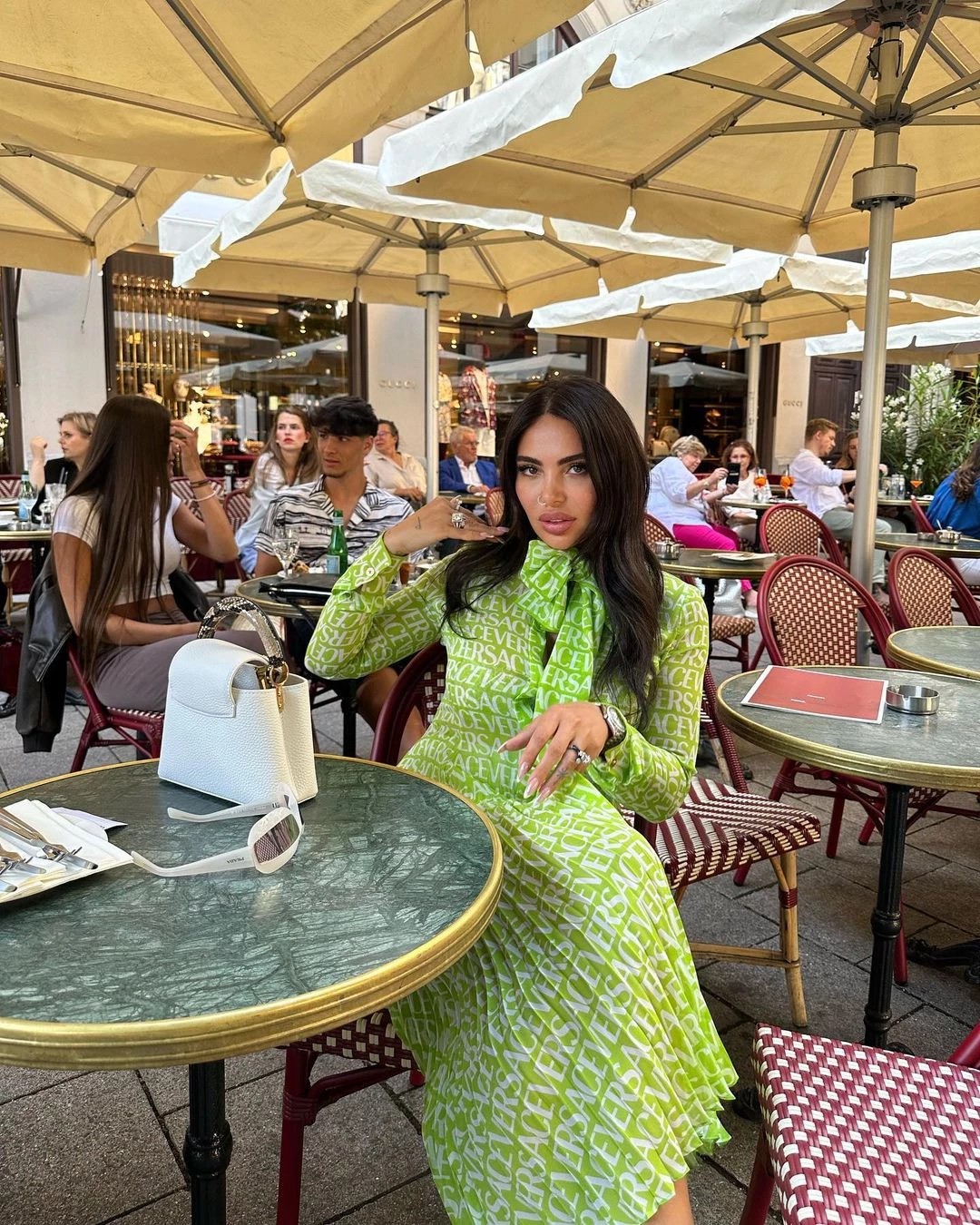 ნახეთ შორენა ბეგაშვილის ახალი სტილი - ულამაზესი ფოტოები გერმანიიდან