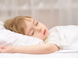 ბავშვი ძილი