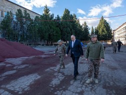 თავდაცვის მინისტრმა კადეტთა სამხედრო ლიცეუმის ინფრასტრუქტურული სამუშაოები დაათვალიერა