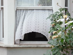 ფანჯარა