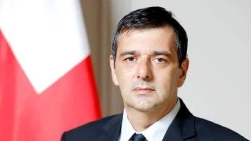 მმართველი გუნდი სიცრუეს უწოდებს ინფორმაციას, თითქოს პრეზიდენტის წარმომადგენელს პარლამენტში შესვლა შეეზღუდა