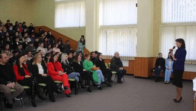 მაკა ბოჭორიშვილი