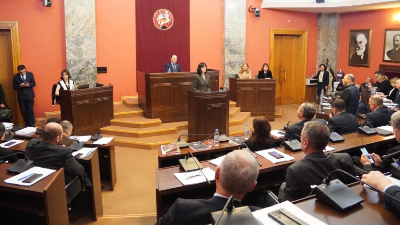 თეა ახვლედიანი