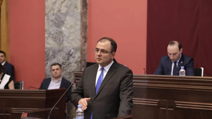 რატი ბრეგაძე