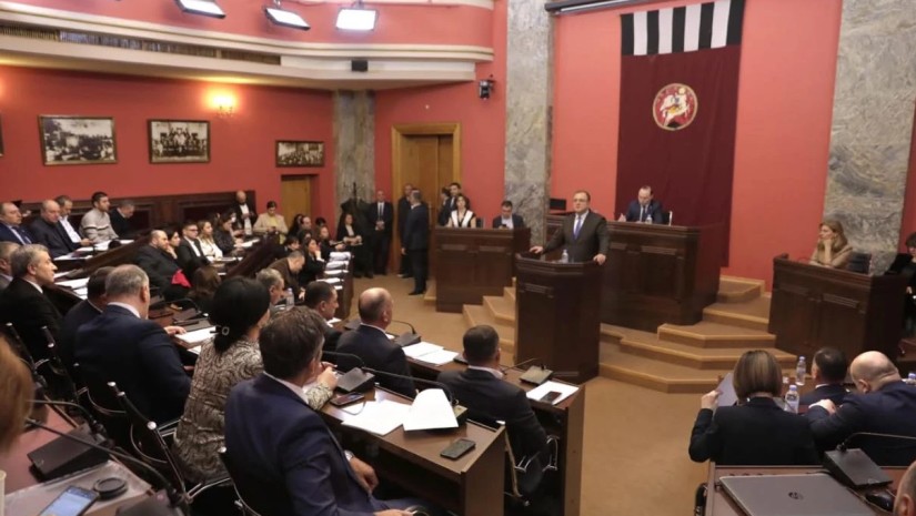 რატი ბრეგაძე რატი ბრეგაძე