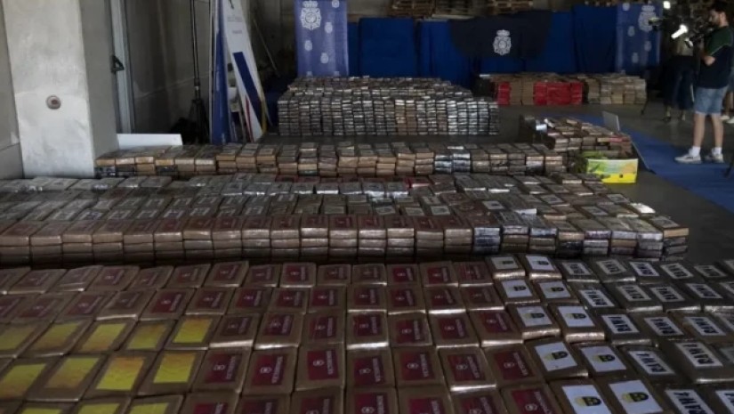 ესპანეთის პოლიციამ 8 ტონა კოკაინი ამოიღო