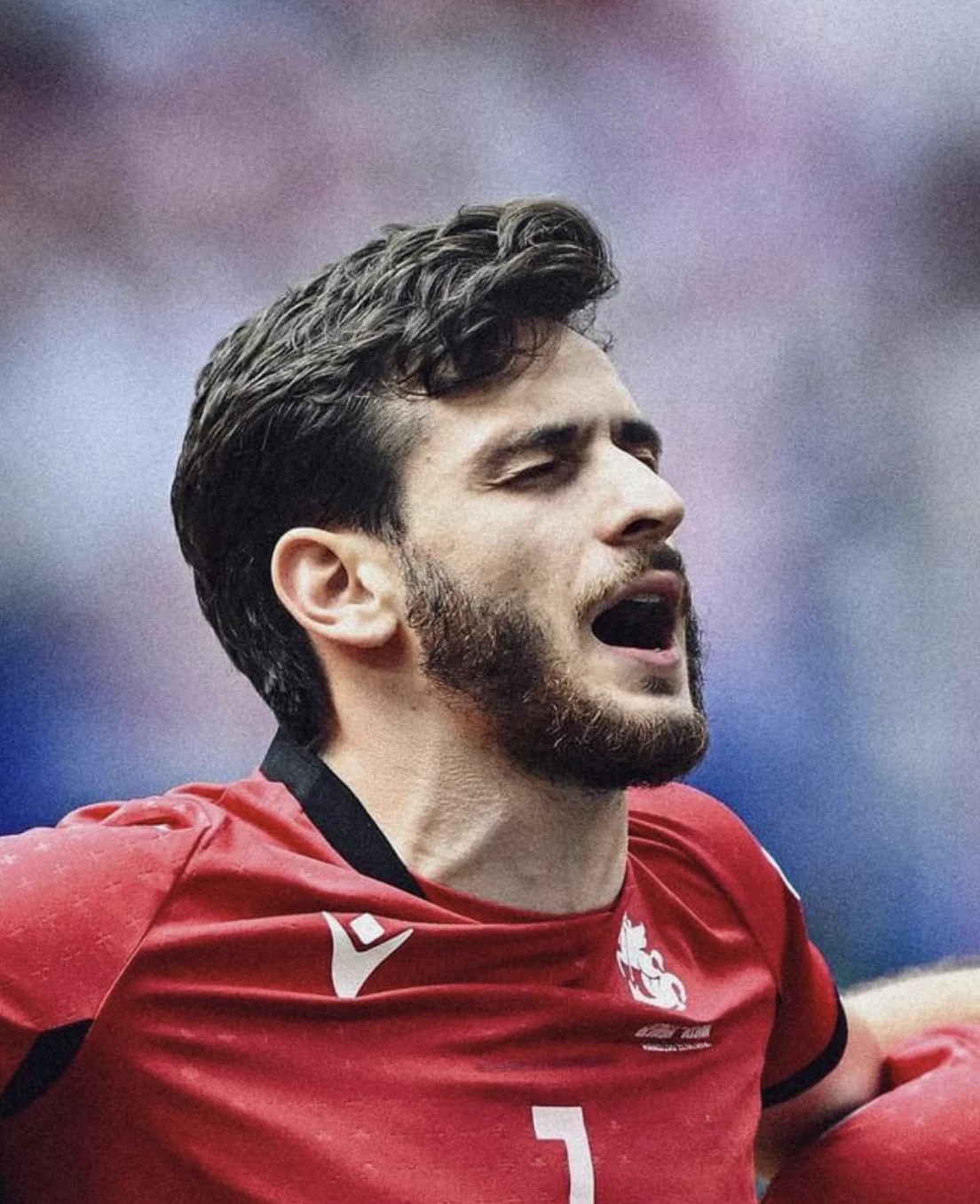 ხვიჩა კვარაცხელიას გზავნილი ჩეხეთთან მატჩის შემდეგ - რა ფოტოებს აქვეყნებს ფეხბურთელი?