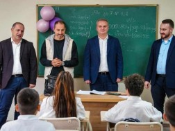 Givi Mikanadze visited fully renovated public schools of Gori and Kaspi municipalities