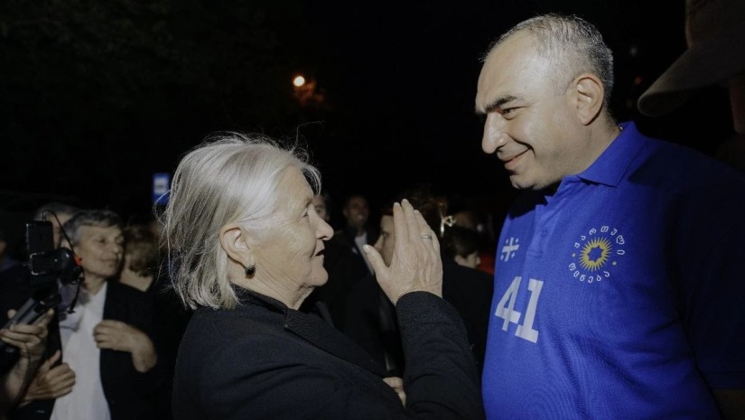 პარტია „ქართული ოცნება - დემოკრატიული საქართველო“ წინასაარჩევნო კამპანიის ფარგლებში დელეგატი ვლადიმერ ბოჟაძე ზაჰესის მოსახლეობას შეხვდა