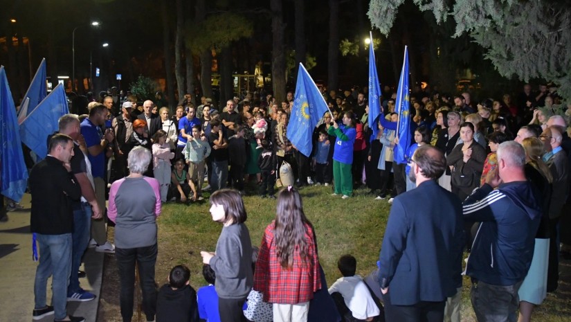 "ქართული ოცნების" სამგორის რაიონის დელეგატი ვარლამ ლიპარტელიანი ორხევის მოსახლეობას შეხვდა