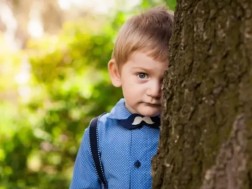 მორცხვი ბავშვი