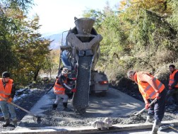  ცაგერის მუნიციპალიტეტში დეხვირის საავტომობილო გზის რეაბილიტაციის მეორე ეტაპი მიმდინარეობს