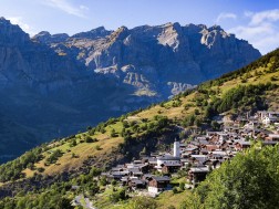 Those wishing to buy a house in the village of Albinen in Switzerland will be paid $35,000 - see the conditions