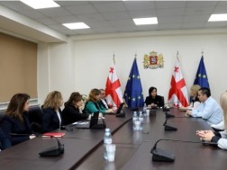 In the Ministry of Health, a meeting was held with community organizations of elderly and disabled people