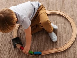 Significant information to parents - three signs that we can identify autism at an early age