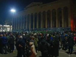 The protest action in front of the Parliament continues