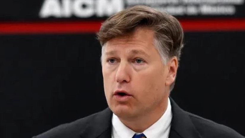 კრისტოფერ ლანდაუ