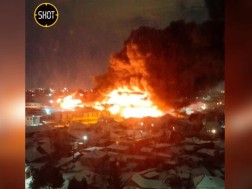 Warehouses with an area of ​​5000 square meters caught fire in Novosibirsk