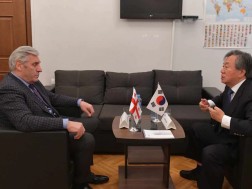 შოთა ხაბარელი კორეის რესპუბლიკის საქმეთა დროებით რწმუნებულს შეხვდა