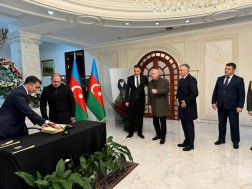 Irakli Kadagishvili, Givi Mikanadze and Paata Salia made an entry in the condolence book opened at the Embassy of Azerbaijan