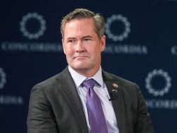  მაიკ უოლცი