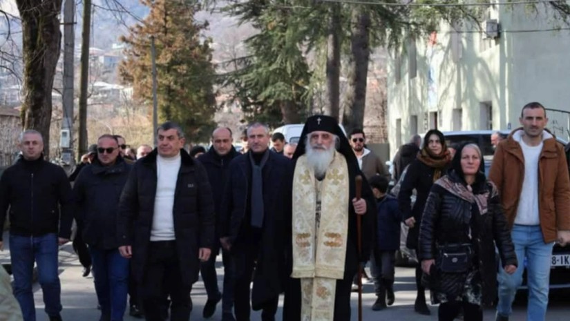 დღეს, ქალაქ ცაგერში, მსოფლიო მართლმადიდებელი სამყაროს უდიდესი წმინდანის, მაქსიმე აღმსარებლის ხსენების დღე „მაქსიმობა“ აღინიშნა.