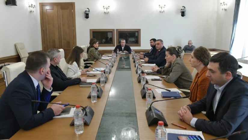 პარლამენტი