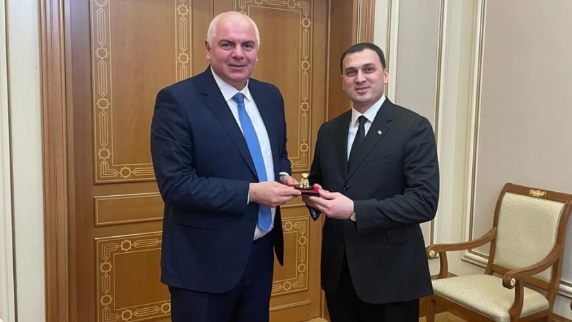 სპორტის მინისტრმა, შალვა გოგოლაძემ და ფიზიკური კულტურისა და სპორტის საკითხებში თურქმენეთის სახელმწიფო კომიტეტის თავმჯდომარემ, ალლაბერდ საფაროვმა თანამშრომლობის მემორანდუმი გააფორმეს