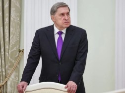 იური უშაკოვი