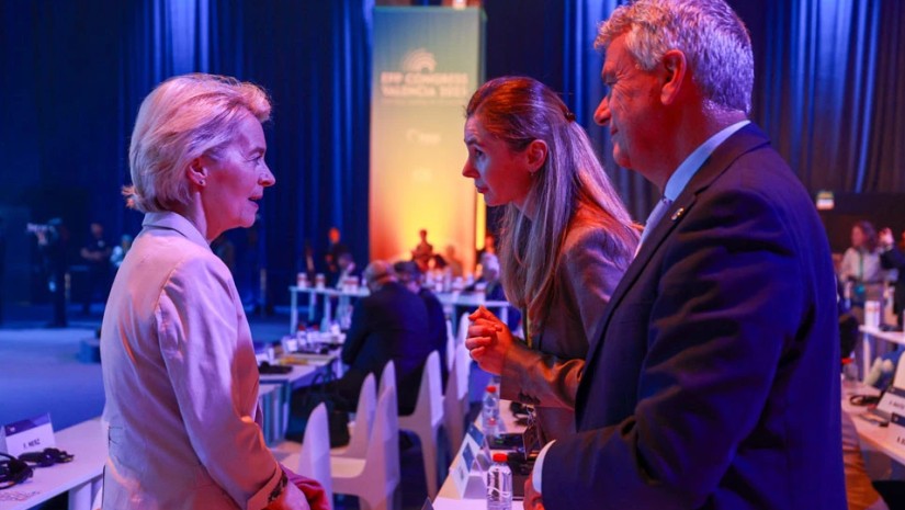 თინა ბოკუჩავამ და ურსულა ფონ დერ ლაიენმა ოფიციალური ორმხრივი შეხვედრა გამართეს