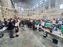 თბილისში ბუნებრივი ღვინის ფესტივალი „ZERO COMPROMISE“ მიმდინარეობს