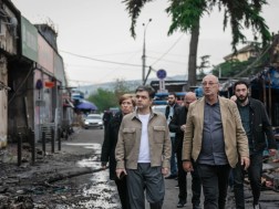 Tbilisi Vice-Mayor got acquainted with the situation at the burning market near the Station Square