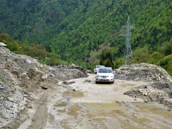 ლენტეხი-ლასდილის გზაზე საავტომობილო მოძრაობა აღდგა.