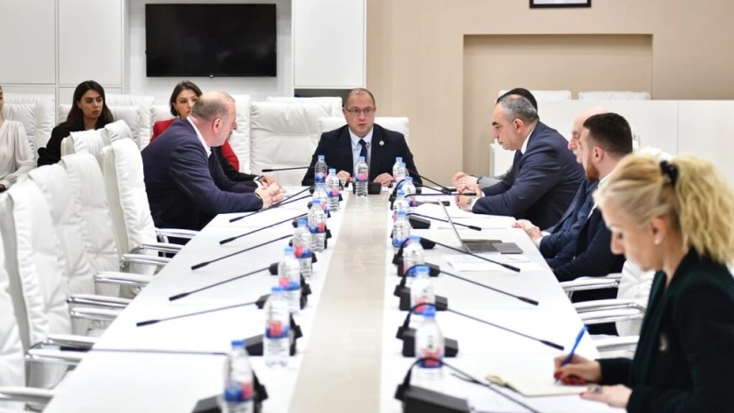 განათლების კომიტეტი