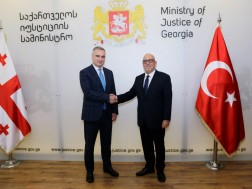 იუსტიციის მინისტრი პაატა სალია თურქეთის რესპუბლიკის ელჩს საქართველოში ალი ქაან ორბაის შეხვდა