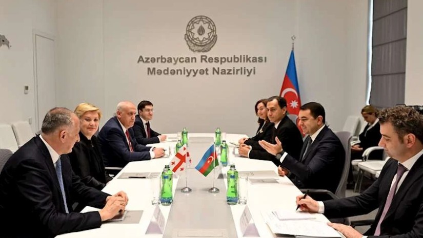 თინათინ რუხაძე 