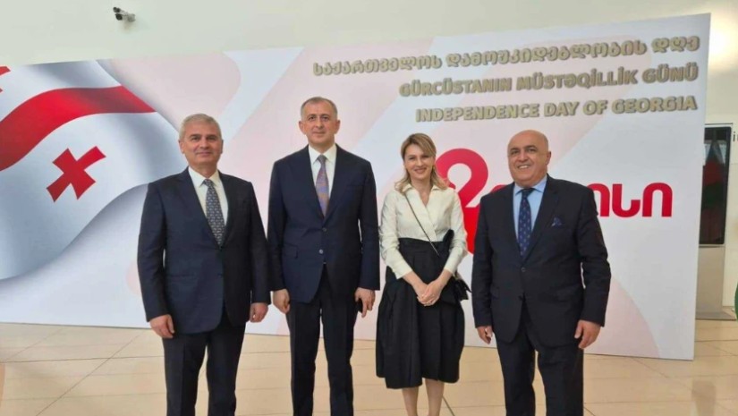 ლომინაძე