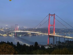 On the occasion of Georgia's Independence Day, the Bridge of Martyrs of July 15 in Istanbul was lit in the colors of the Georgian flag