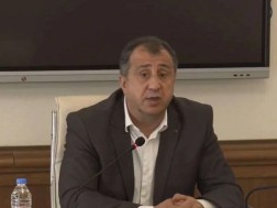 Dimitri Sanakoev about the events of the August war: [Kezerashvili] I had no connection, I just saw a man who was inadequate. To make a decision to be very nervous